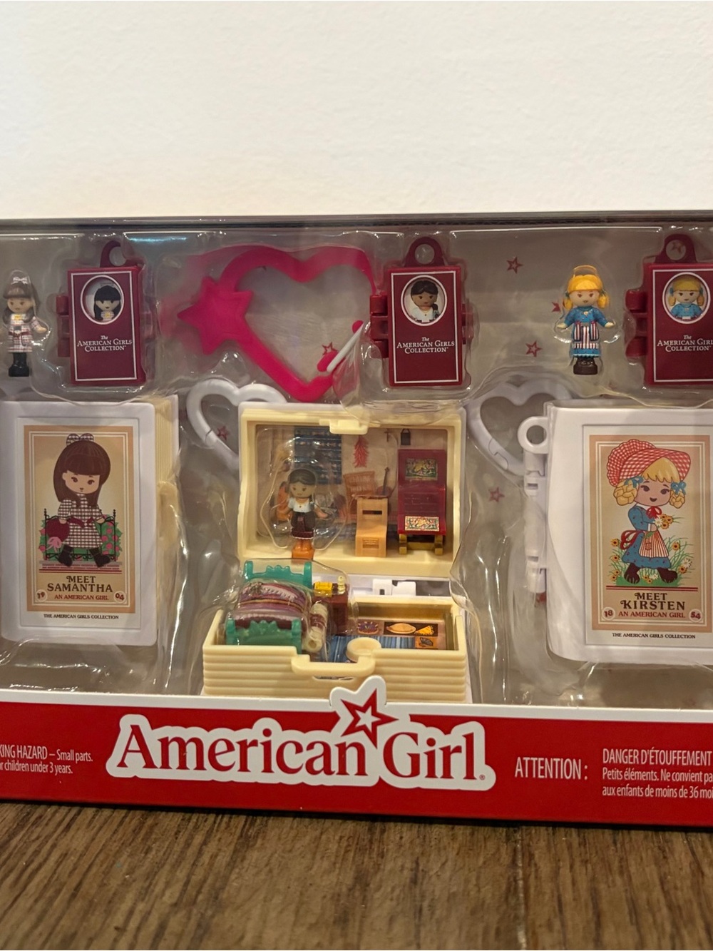 American Girl x Polly Pocket Compact Playset